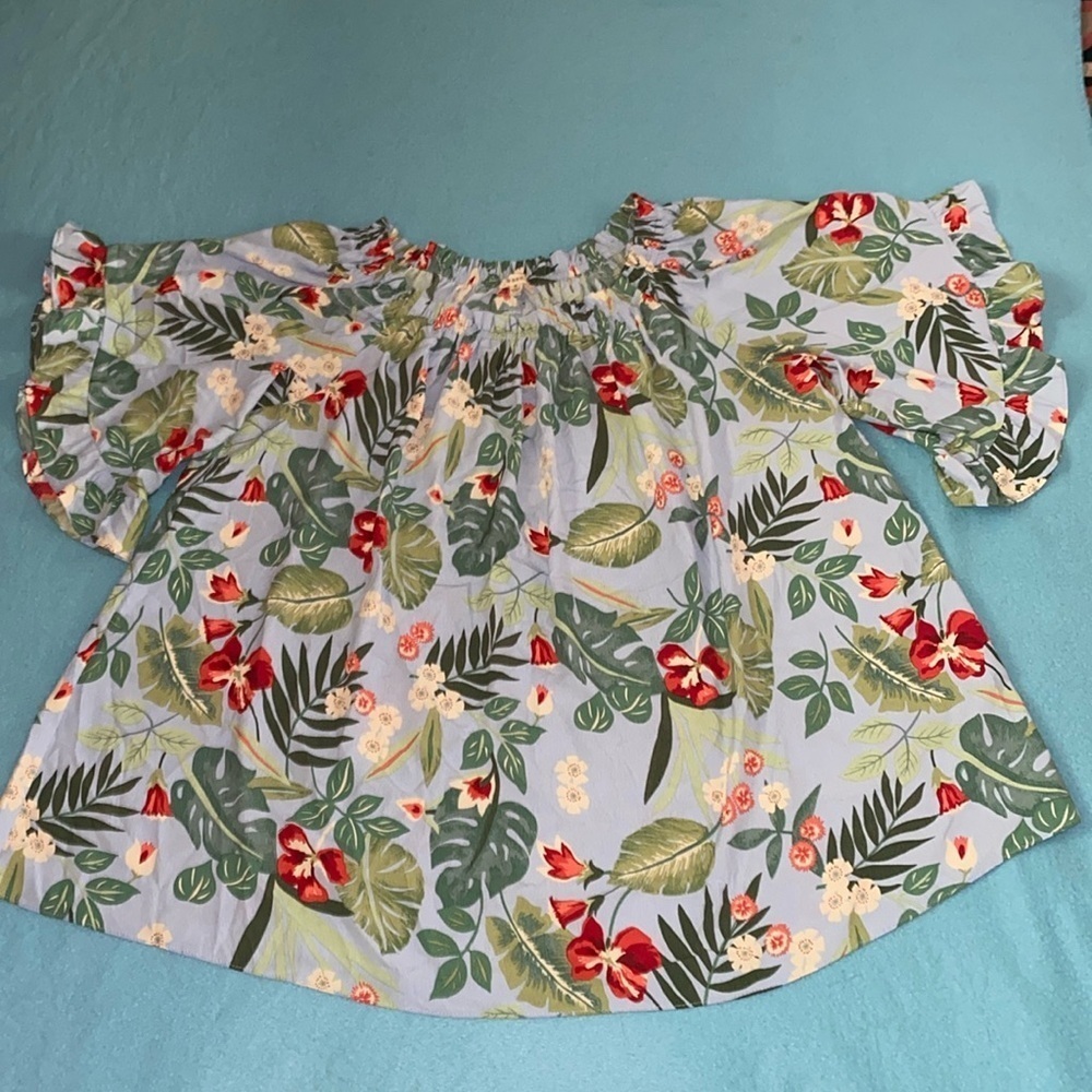 EASEL Anthropologie floral print ruffle flutter short sleeve pullover NEW size S